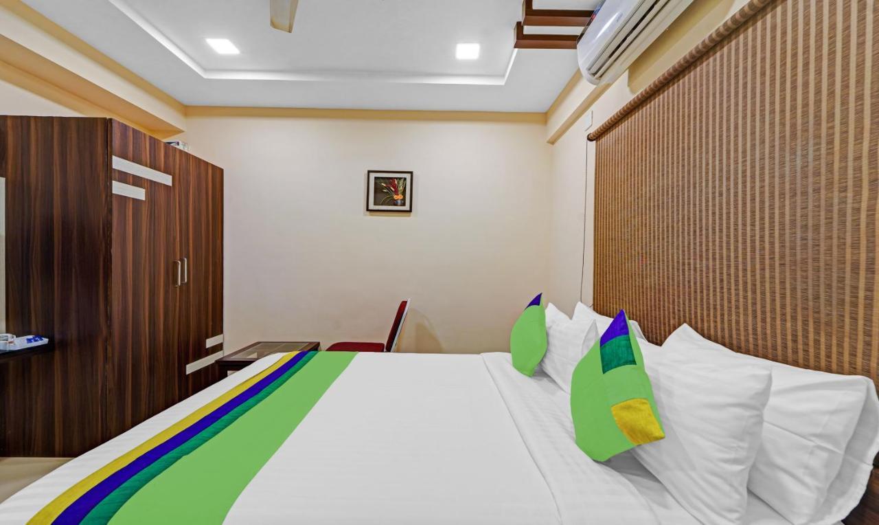 فندق شينايفي  Treebo Trend Aadvik Sai Residency المظهر الخارجي الصورة