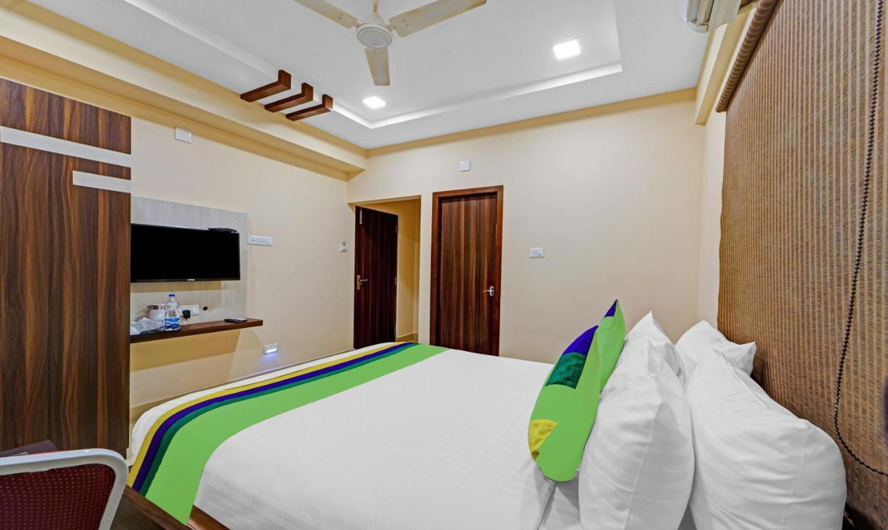 فندق شينايفي  Treebo Trend Aadvik Sai Residency المظهر الخارجي الصورة