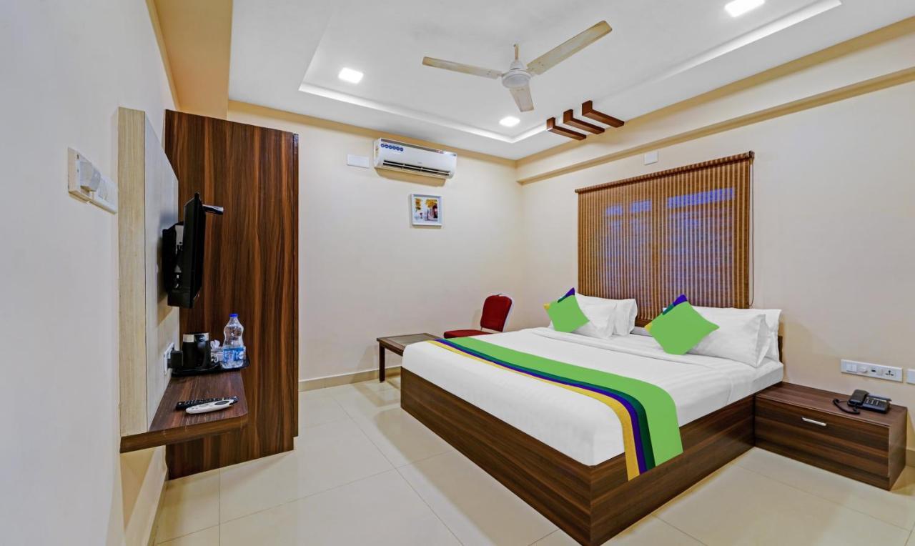 فندق شينايفي  Treebo Trend Aadvik Sai Residency المظهر الخارجي الصورة